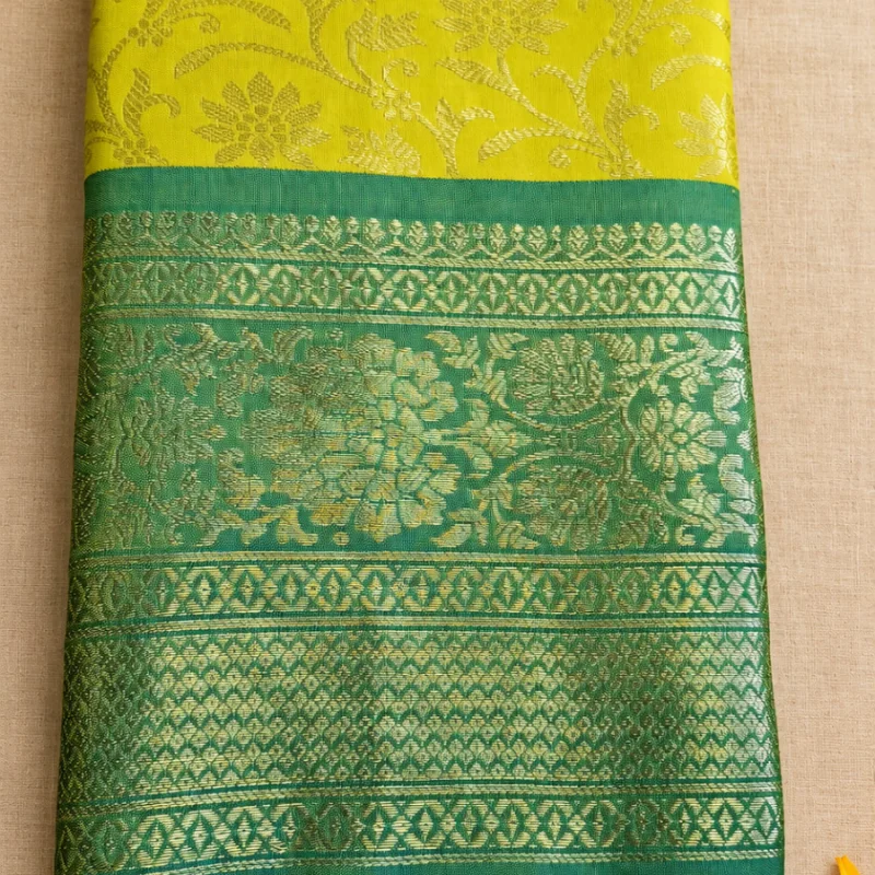 ✨ Radiant Yellow & Green Kanjivaram Style Silk Saree with Grand Zari Border ✨